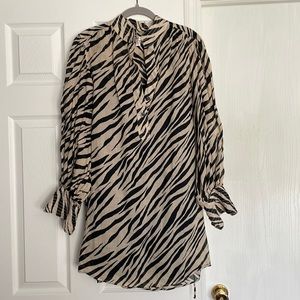 NWOT Banana Republic black and tan dress!  Beautiful!  Size small